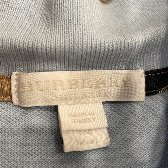 Burberry - Picture 3 of 3